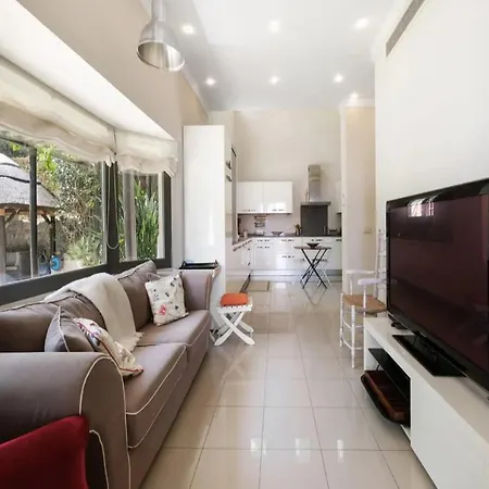 Magnificent In With Private Pool Antibes